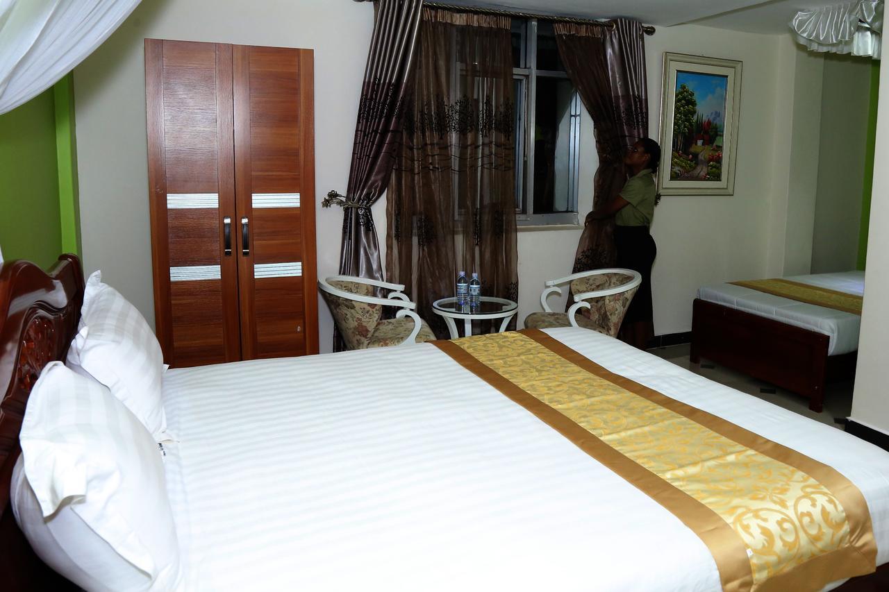 La Grande Hotel Kampala Exteriör bild